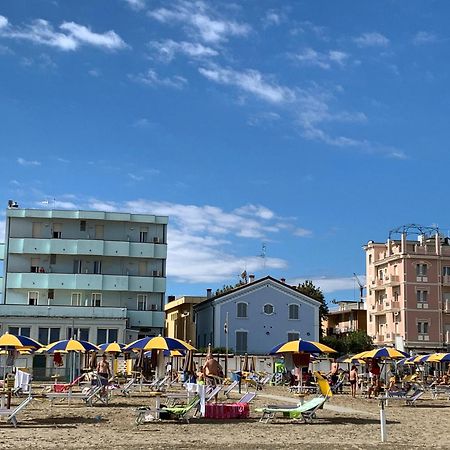 Hotel Acquamarina Viserba Rimini Luaran gambar