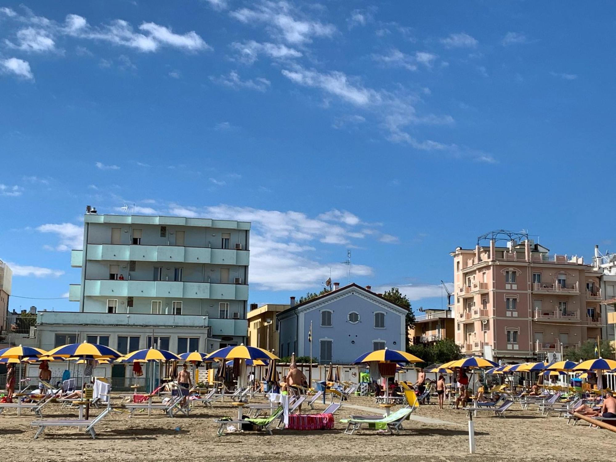 Hotel Acquamarina Viserba Rimini Luaran gambar