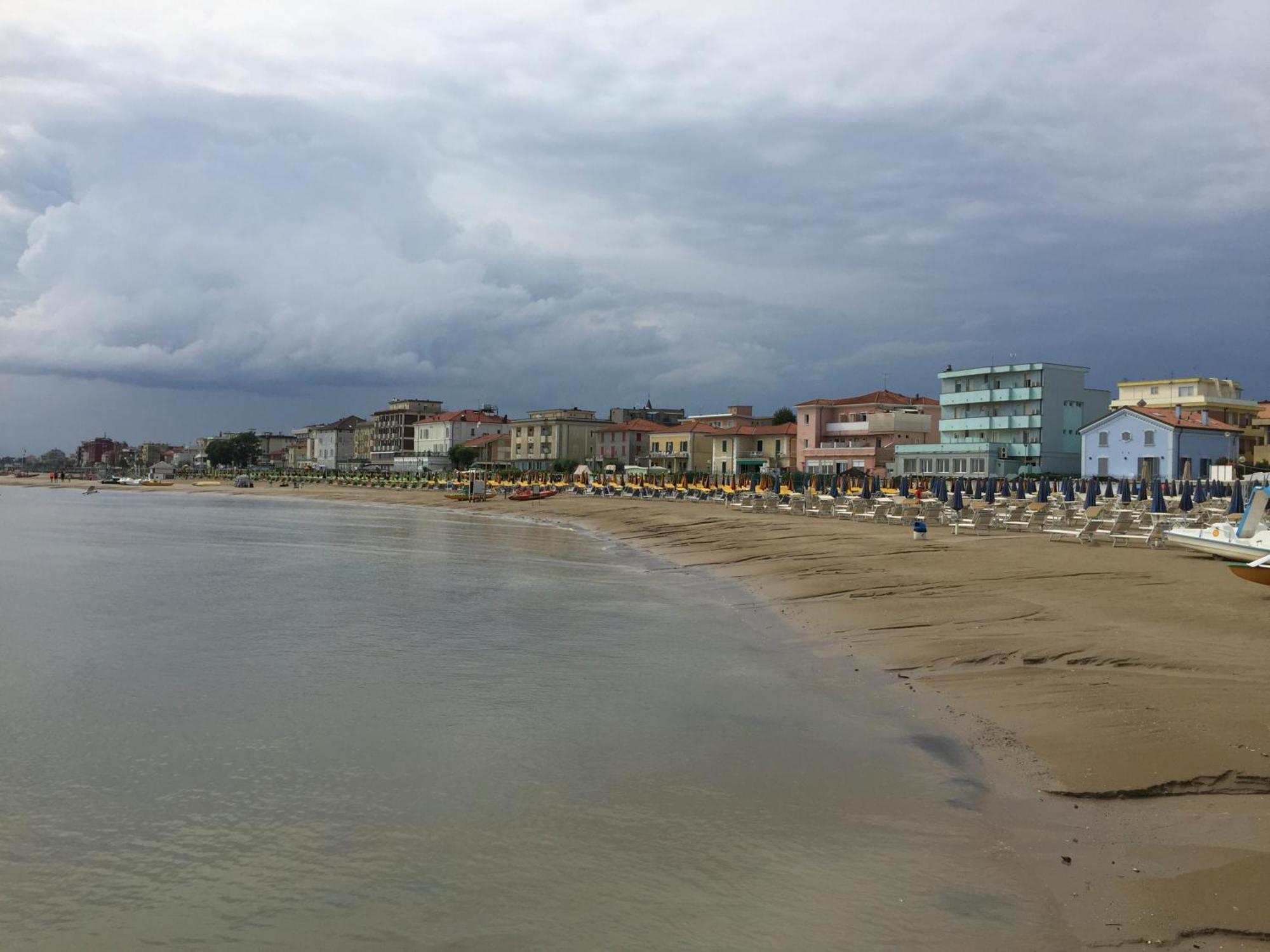 Hotel Acquamarina Viserba Rimini Luaran gambar