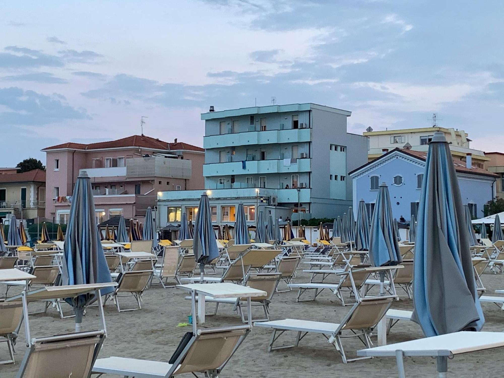 Hotel Acquamarina Viserba Rimini Luaran gambar