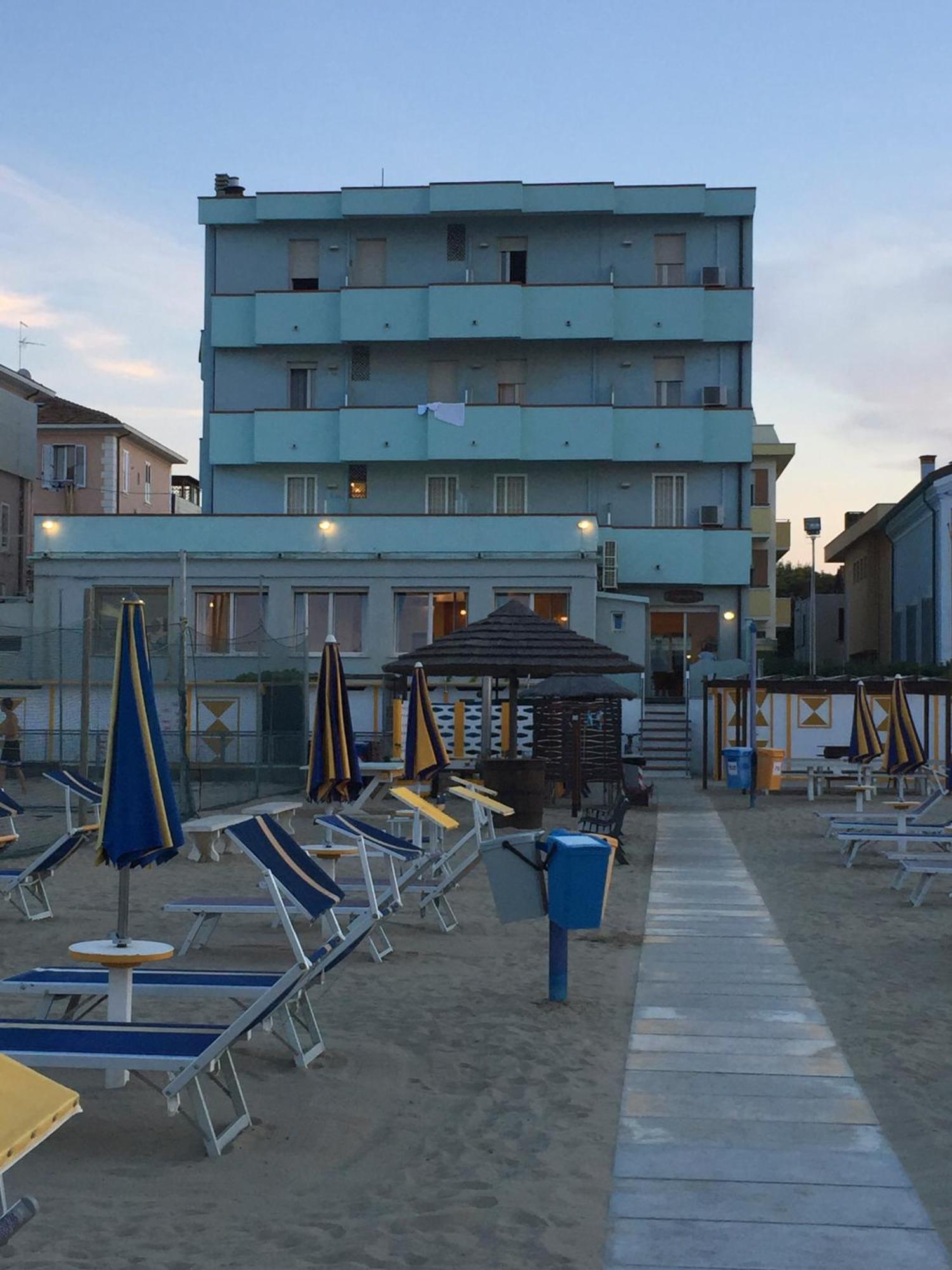 Hotel Acquamarina Viserba Rimini Luaran gambar