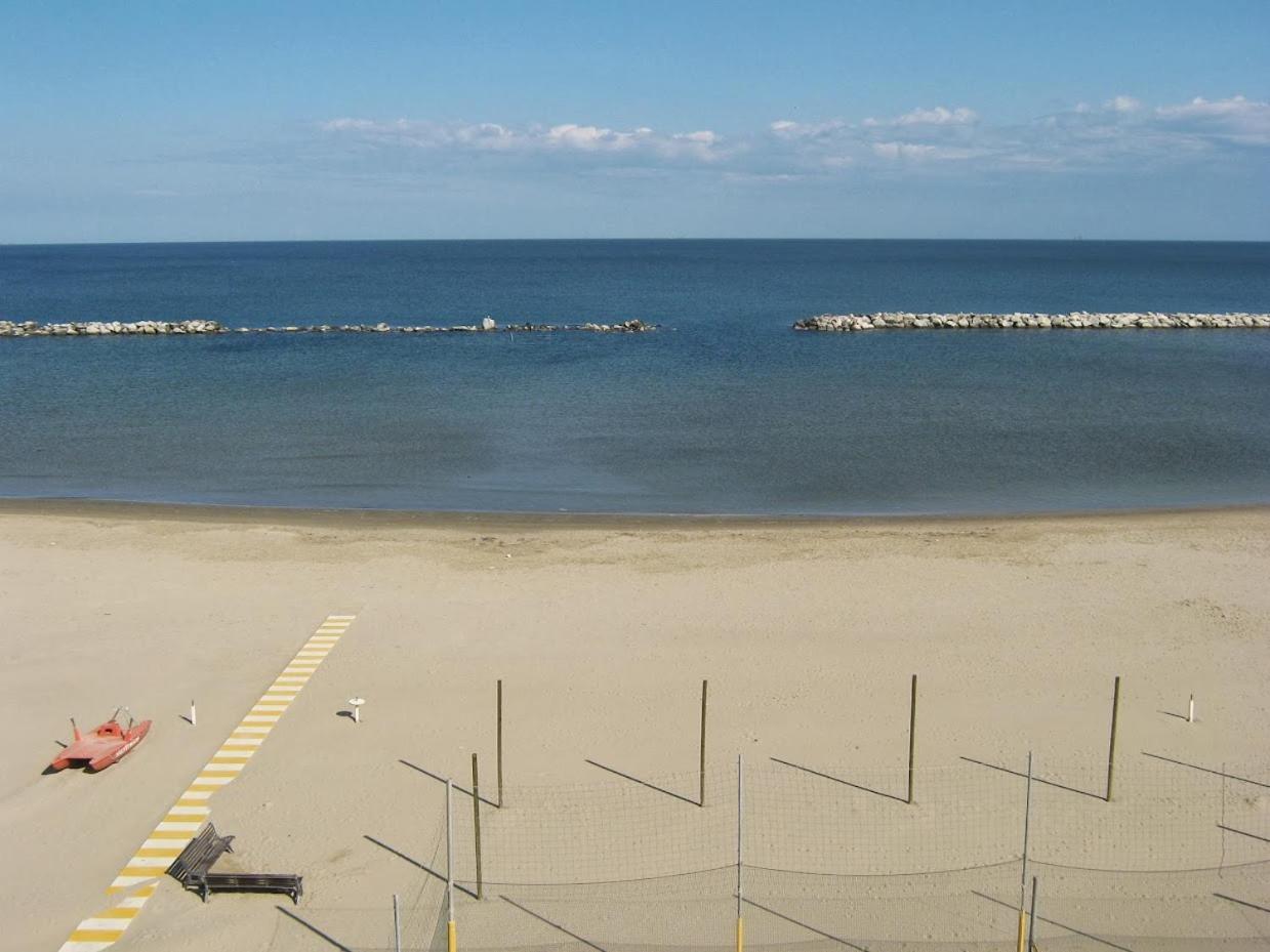Hotel Acquamarina Viserba Rimini Luaran gambar