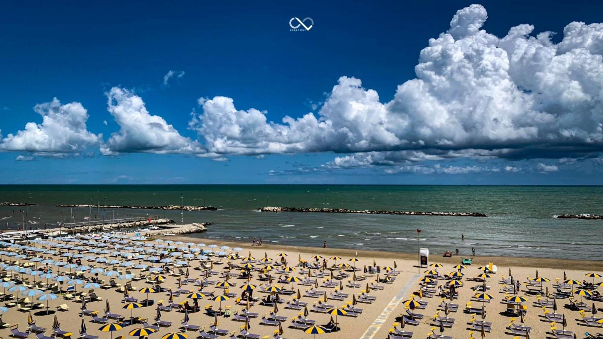 Hotel Acquamarina Viserba Rimini Luaran gambar